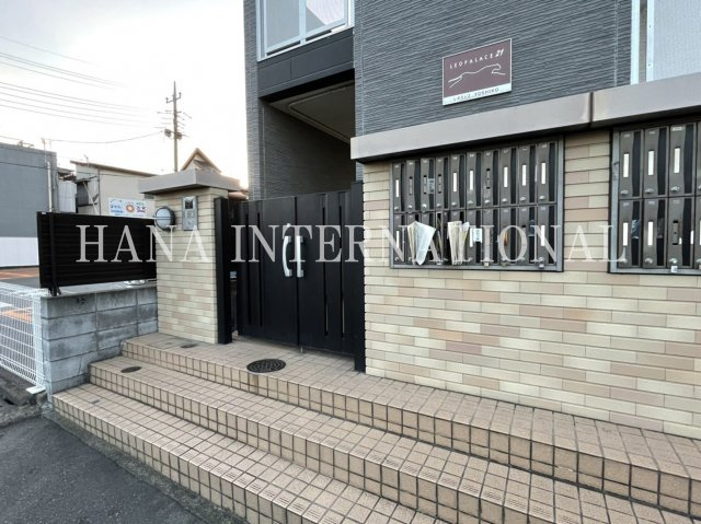 YOSHIKOのエントランス