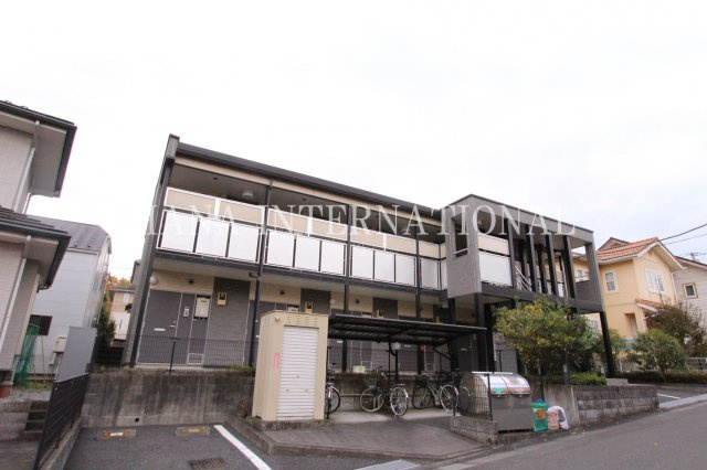 レオパレスナナクニの外観