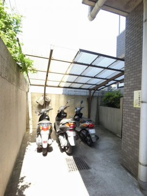 【その他共用部分】 | ビッグヴァン横浜アクティブシティー | バイク置場です。