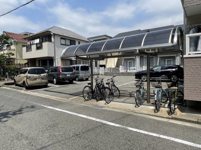 細谷モータープール5号　86番地　エレガンティクライフ芦屋Ⅱ横  芦屋市浜町の外観