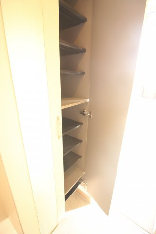 プレッソ本鵠沼の収納