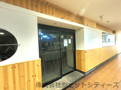 【ロビー】 | レイズ梅田ビル