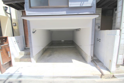 【駐車場】 | 豊中市蛍池南町一丁目戸建