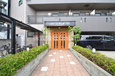 【エントランス】 | リュミエールイースト