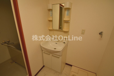 【独立洗面台】 | リュミエールイースト