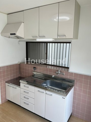 井辺戸建のキッチン