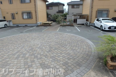 【駐車場】 | メゾンクレール