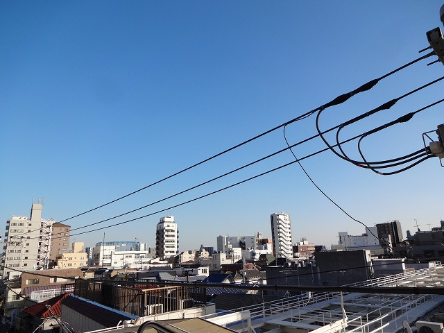 イッセイビルの展望