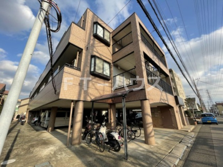 ファヴォーレの外観