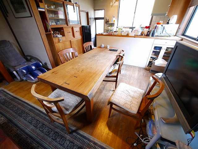 イーストロードの居間・リビング|みんなでゆったりとくつろげる共有スペースです。