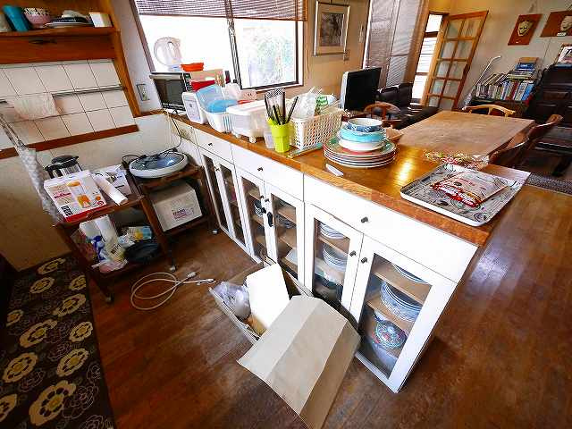 イーストロードの収納|ゆったりとしたキッチンスペース