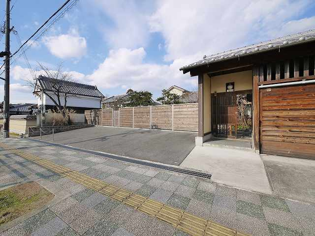 イーストロードのその他共用部分|静かな住宅地です。