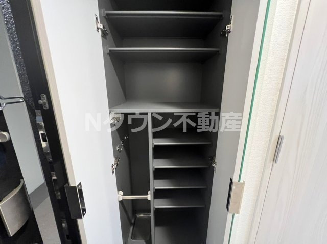 【収納】 | プレサンス広小路通葵 | 専用の収納スペースです