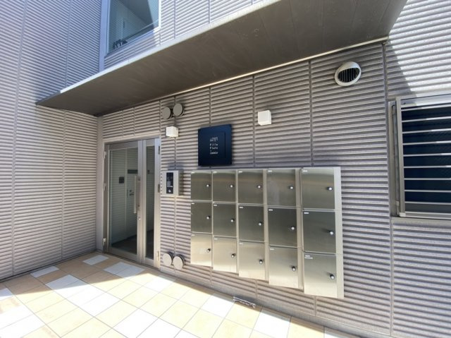 【エントランス】 | フィユフラッツ長興寺