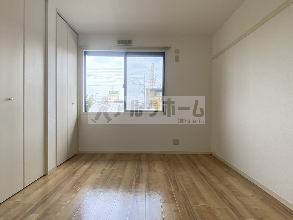 エルムンドの洋室