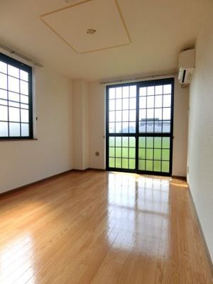 【洋室】 | メフィストＢ