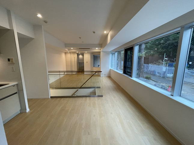 港区三田２丁目の賃貸マンションのその他|リビング