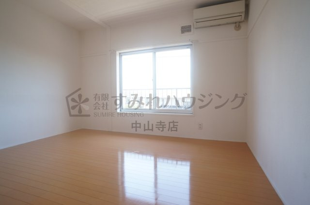 ラムール売布の寝室