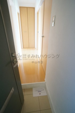 ラムール売布の玄関