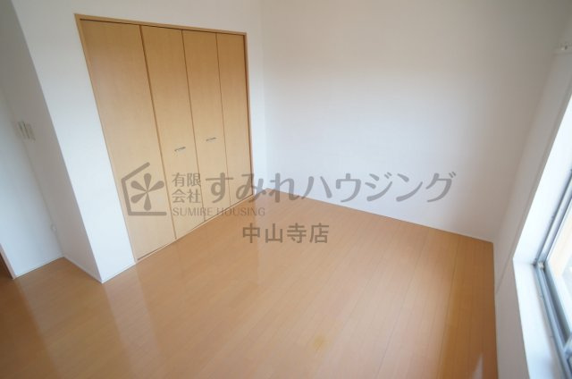 ラムール売布の寝室