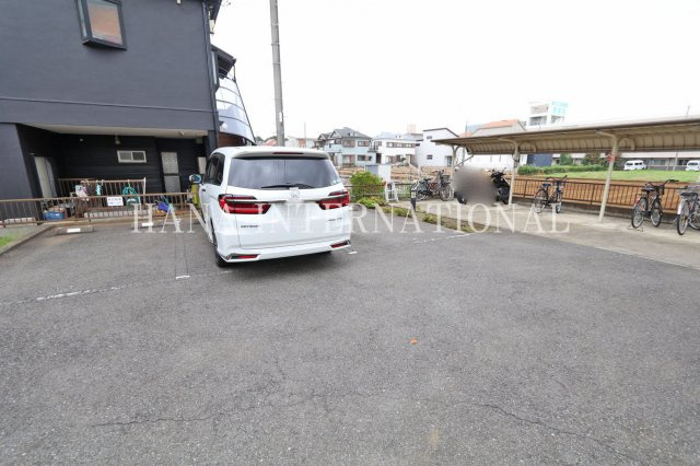 フォレストⅡAの駐車場