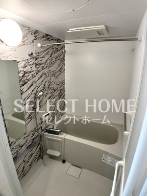 【浴室】 | Ｌｉｖｉｎｇ　西岡崎 | ゆったり過ごせるお風呂です