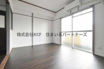 アテイン広川の洋室