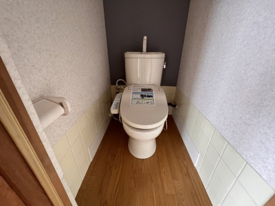 【トイレ】 | コーポ岡部 | コンパクトで使いやすいトイレです