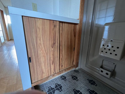 【玄関】 | コーポ岡部 | ゆったりとした玄関です