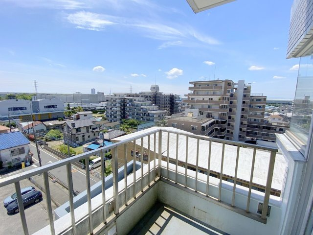 サーパス三郷　中古マンションの展望|現地外観写真です！