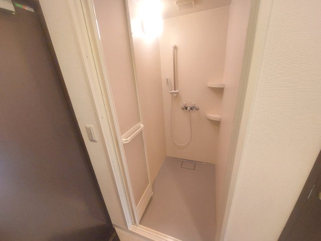 台東区松が谷３丁目の賃貸マンション