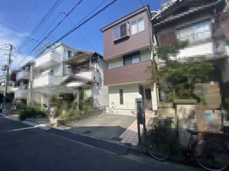 【前面道路含む現地写真】