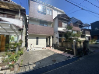 【前面道路含む現地写真】