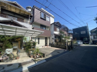 【前面道路含む現地写真】