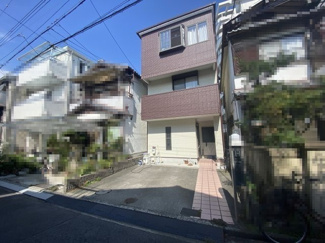 【前面道路含む現地写真】