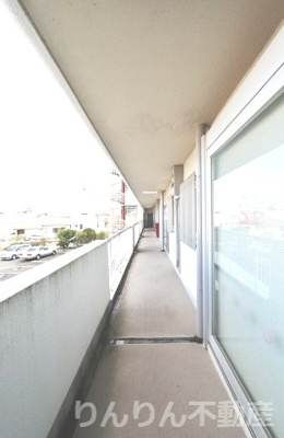 【ロビー】 | 城南コーポラス | 建物の内部です