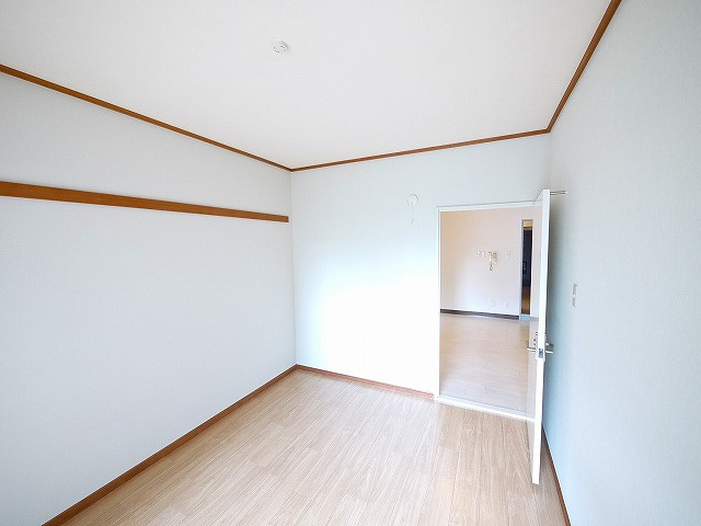 キャピタル新大宮の洋室|個人の部屋や寝室として使える洋室です