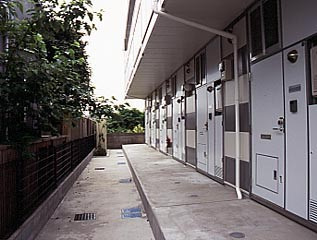 茂盛のエントランス