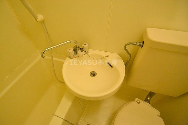 ラフィネ天満の洗面所