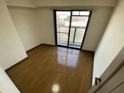 【洋室】 | レジデンス・マロン参番館