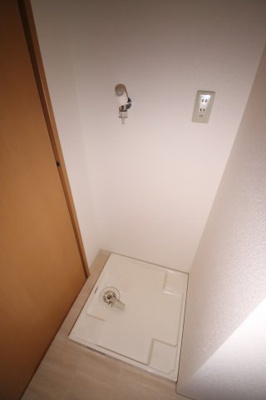 【設備】 | カーサ・コル | 室内洗濯機置場