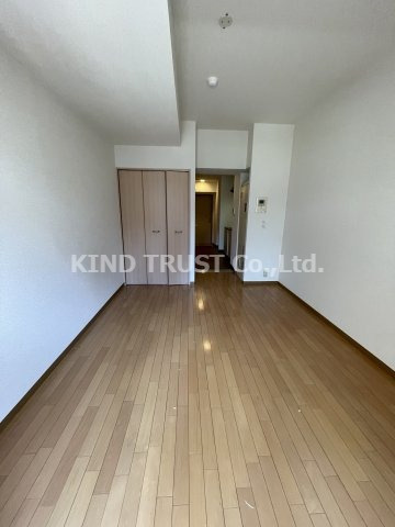 トゥールロワイエ北梅田の居間・リビング|リビングです