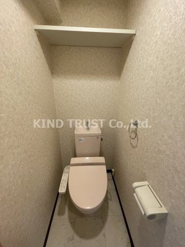 トゥールロワイエ北梅田のトイレ|清潔感のあるトイレです