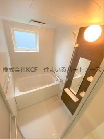 テラスハウス東山の浴室|日々の疲れを癒すお風呂付です