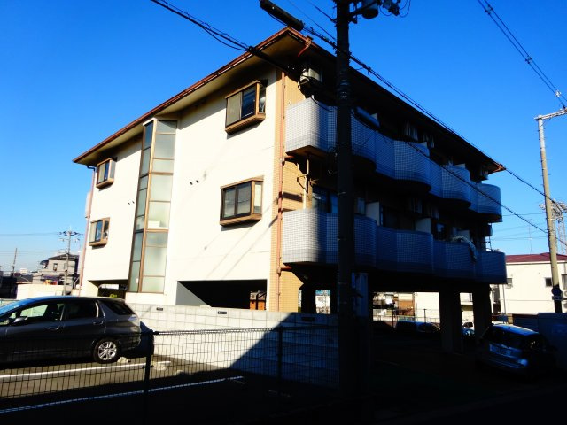 SAINTS　1号館の外観