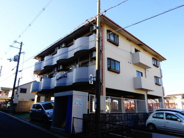 SAINTS　1号館の外観