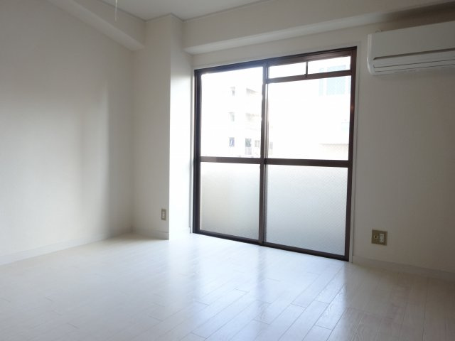 SAINTS　1号館の洋室|同物件イメージ写真