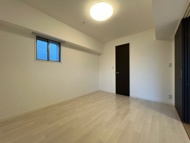 アプリーレ堺筋本町の洋室