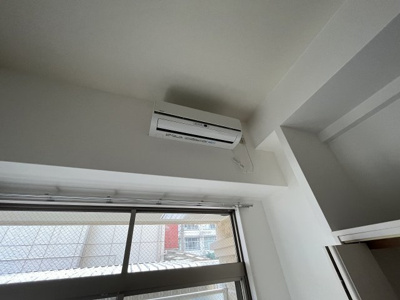 【設備】 | セントロイヤルクラブ新大阪 | エアコン付きのお部屋です