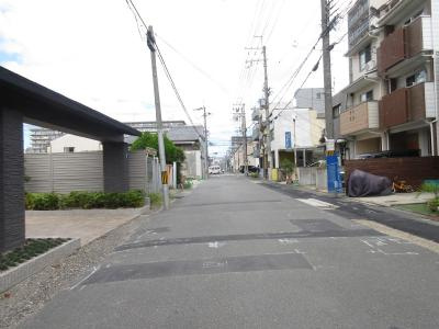 ベラジオ雅び烏丸十条の地図|マンション前道路